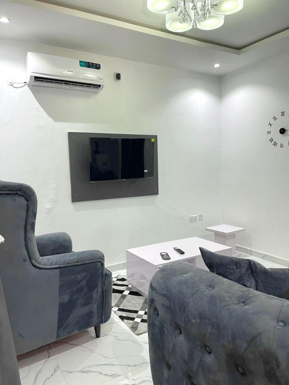 Blueocean Apartment Benin City Buitenkant foto