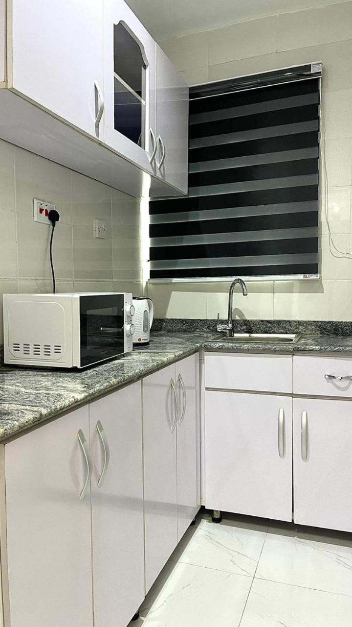 Blueocean Apartment Benin City Buitenkant foto